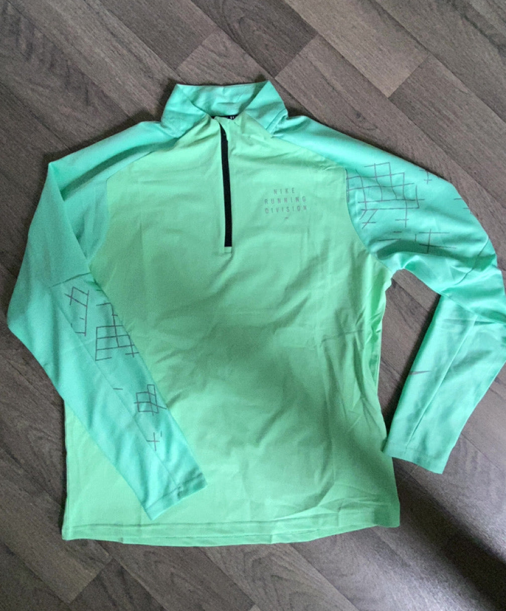 Demis zip nike running division
