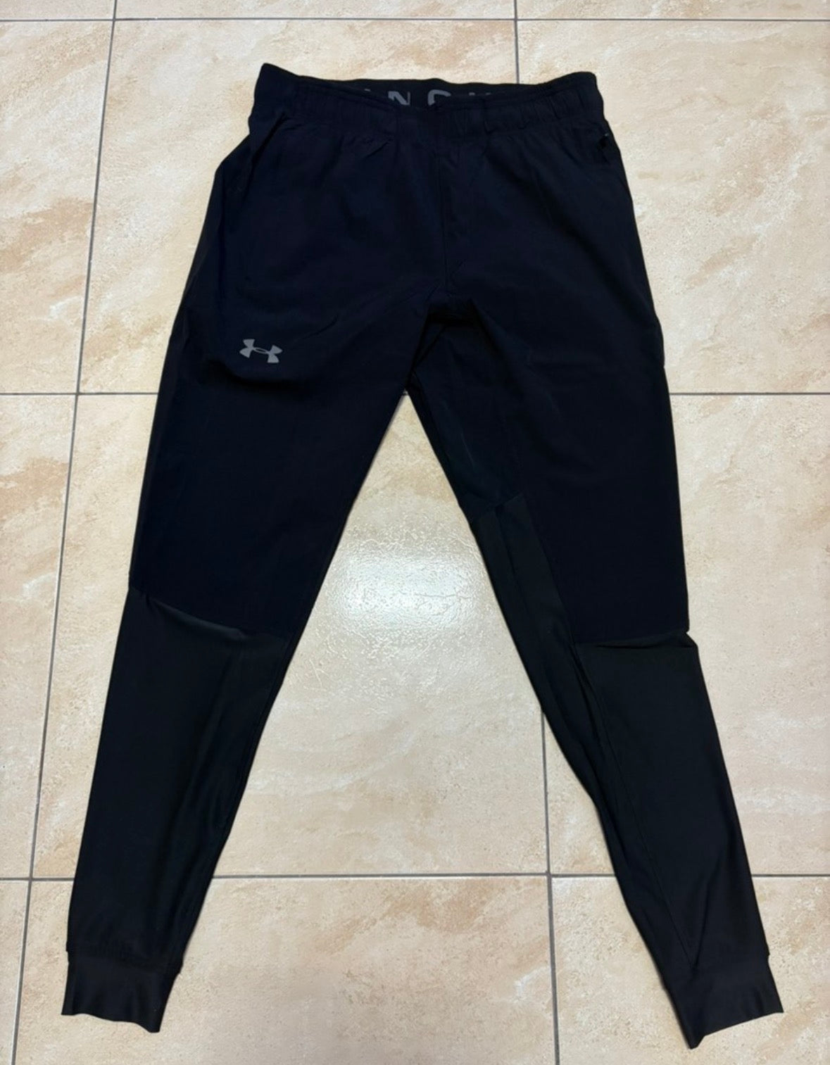 Bas under armour hybrid