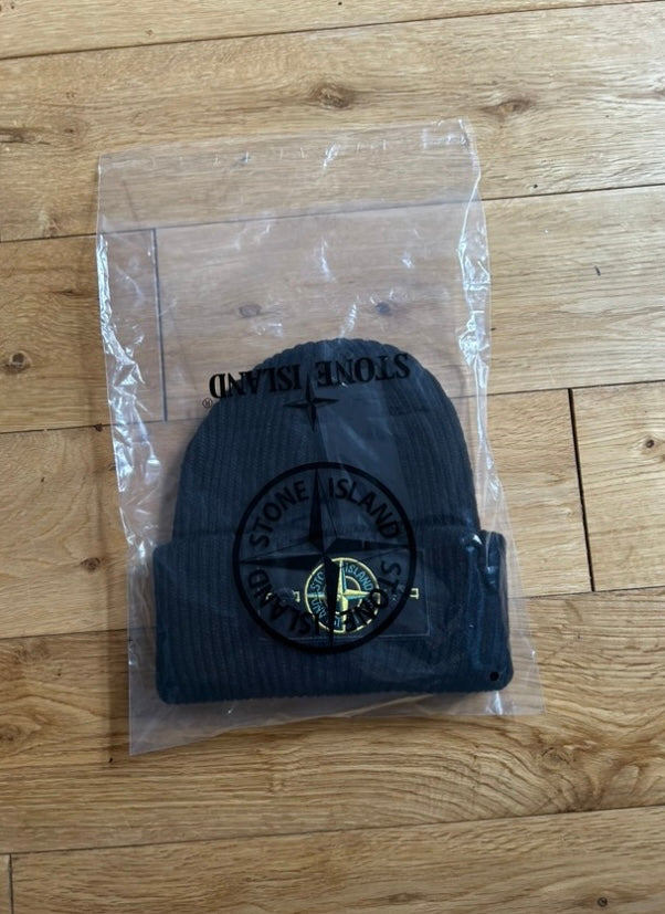 Bonnet Stone island